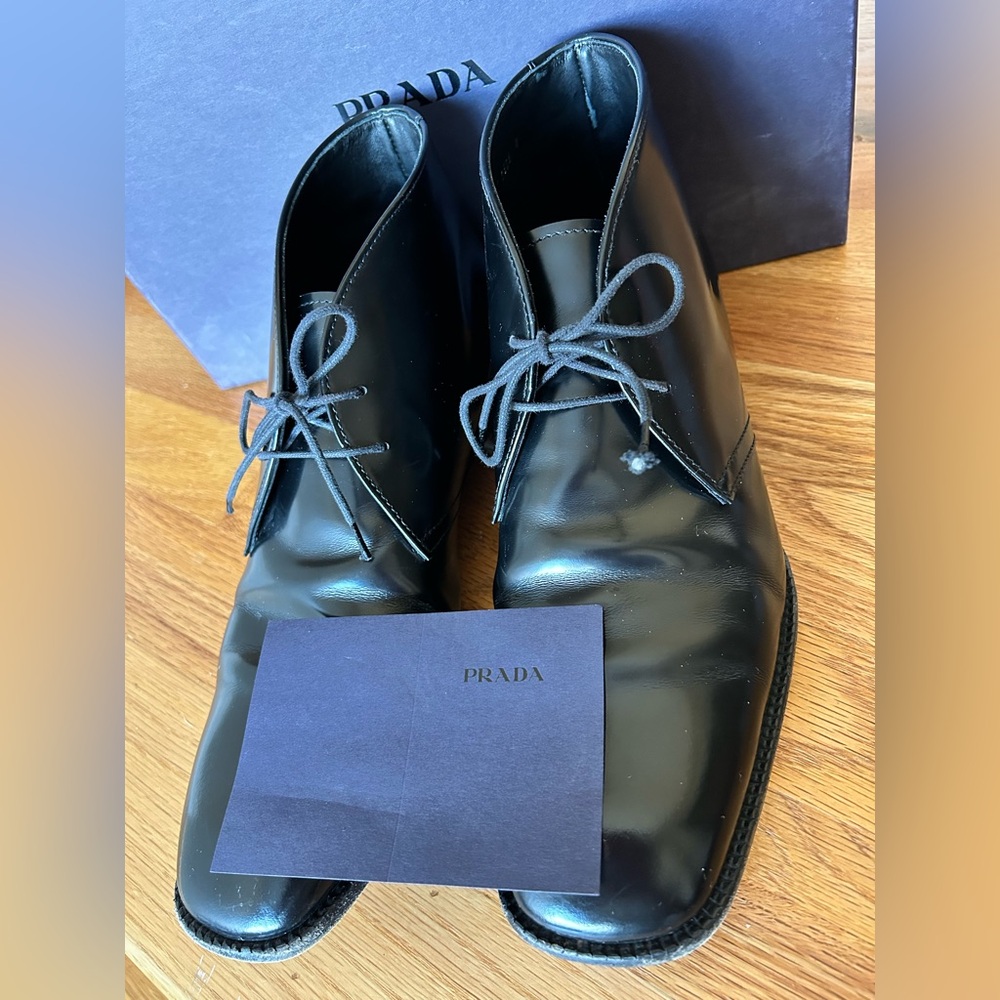 Prada Black Leather Men’s Lace Up Boots size 8